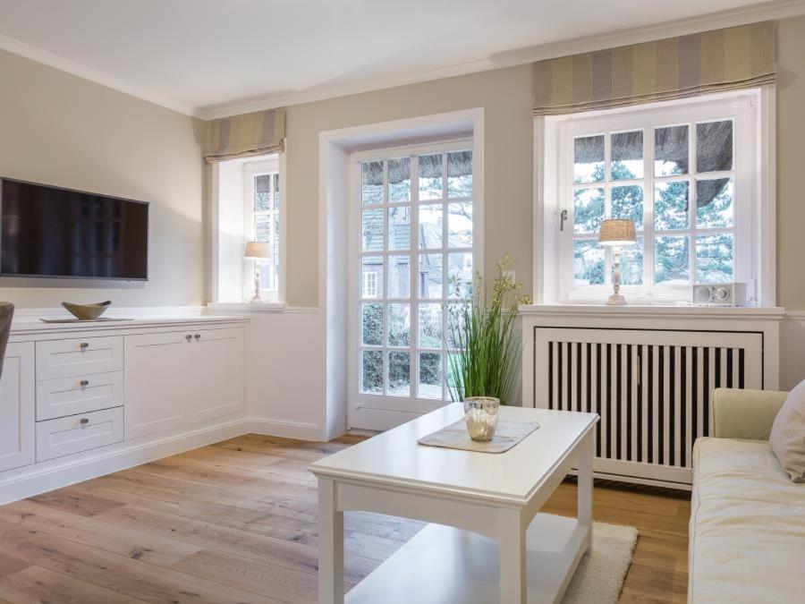 Traumhafte 2-zimmer-erdgeschosswohnung Mit Ca. 45 Qm Fuer Maximal 3 Personen Apartment *